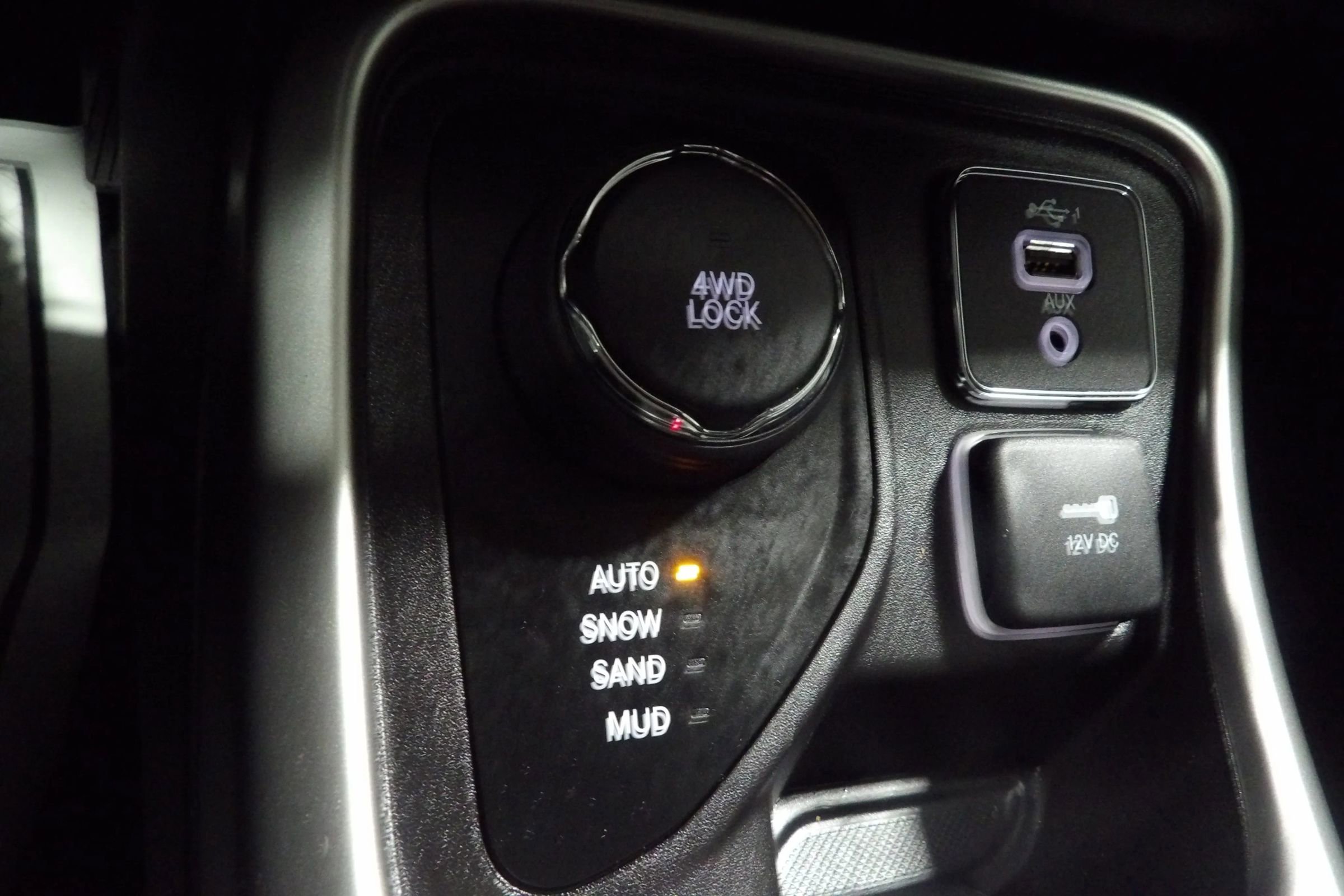 Used 2019 Jeep Compass Sport w/ Cold Weather Group image 15