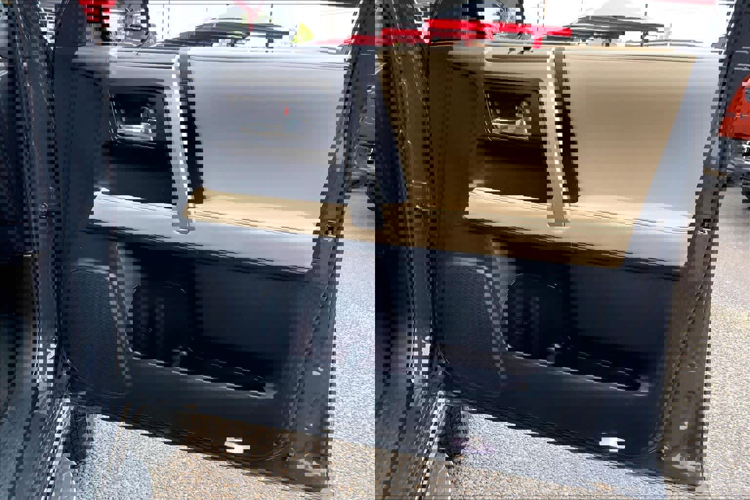 Used 2024 Toyota 4Runner Limited AWD/4WD image 23