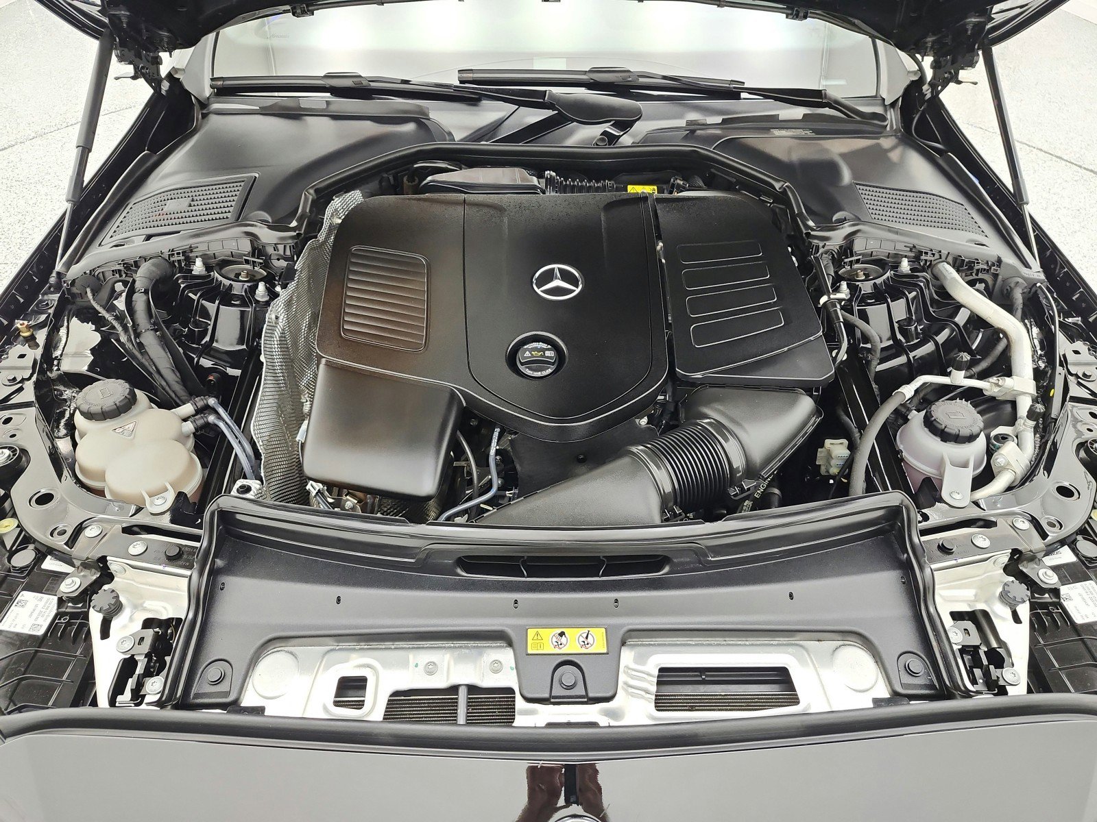 Used 2022 Mercedes-Benz C 300 Sedan image 23