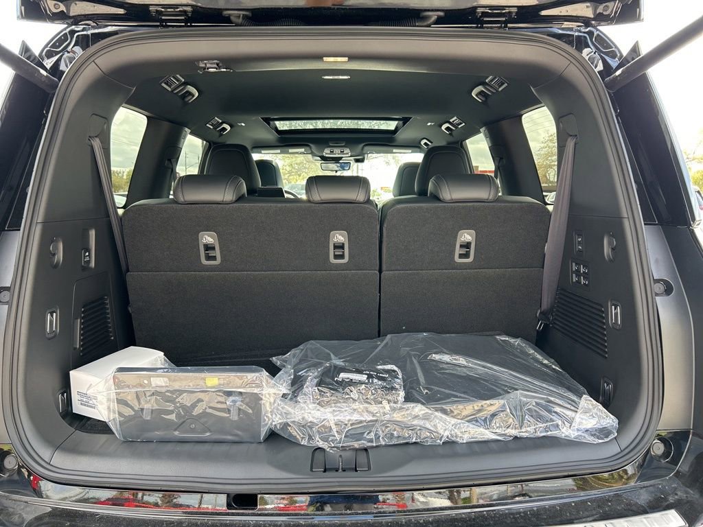 New 2025 Nissan Armada PRO-4X w/ Pro-4X Premium Package image 48