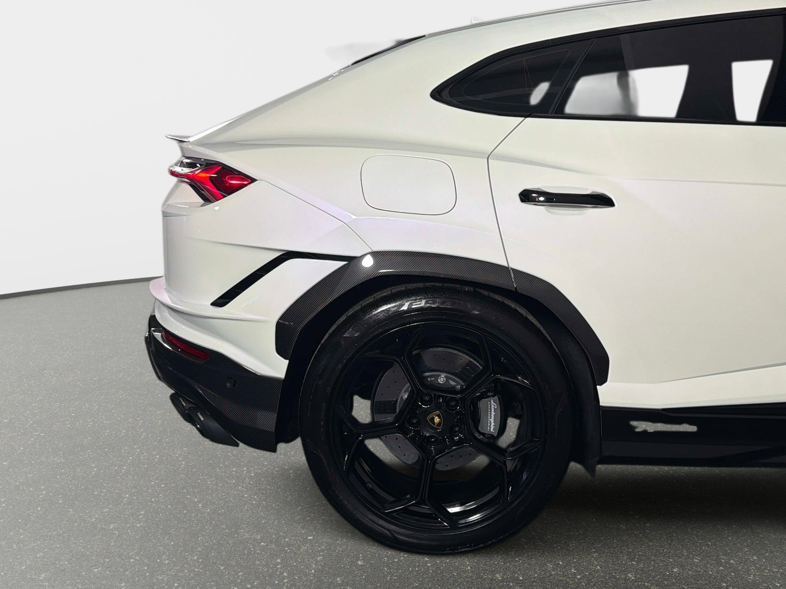 Used 2024 Lamborghini Urus Performante image 20