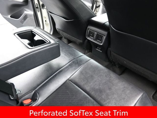 Certified 2021 Toyota Venza XLE image 17