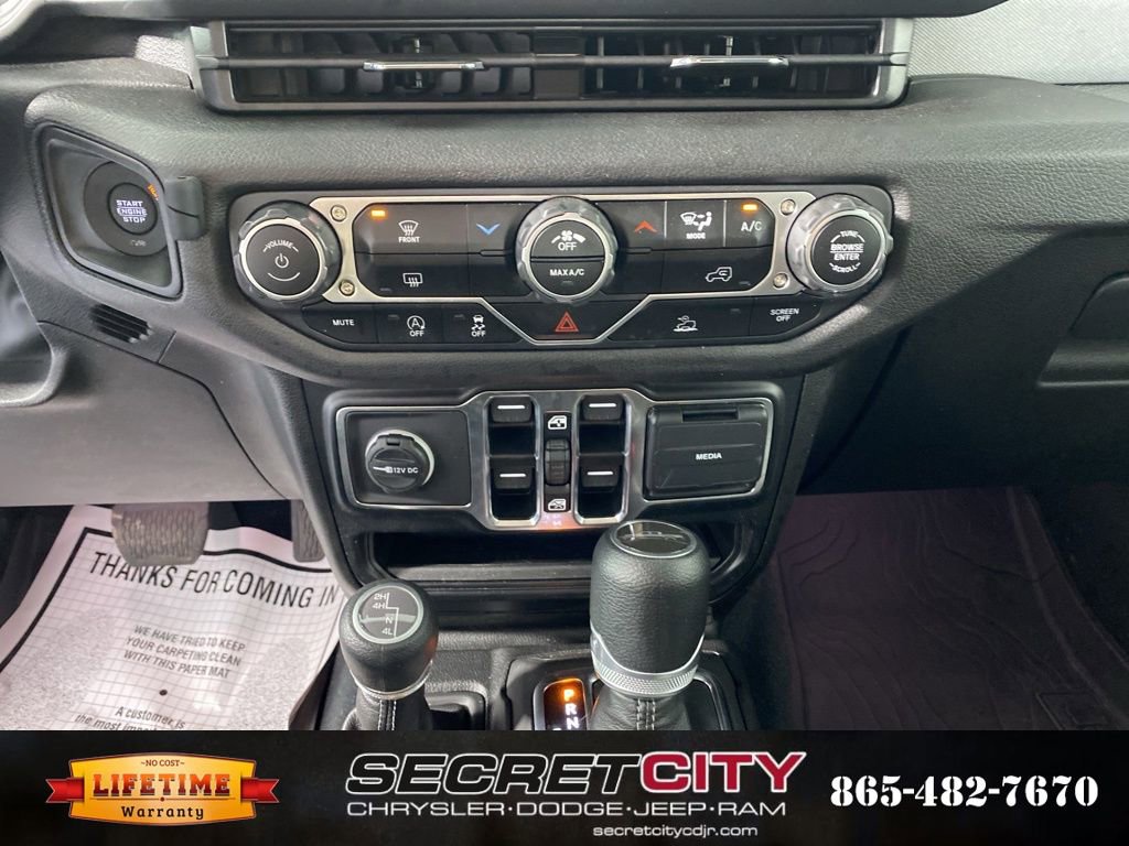 Used 2024 Jeep Gladiator Sport image 21