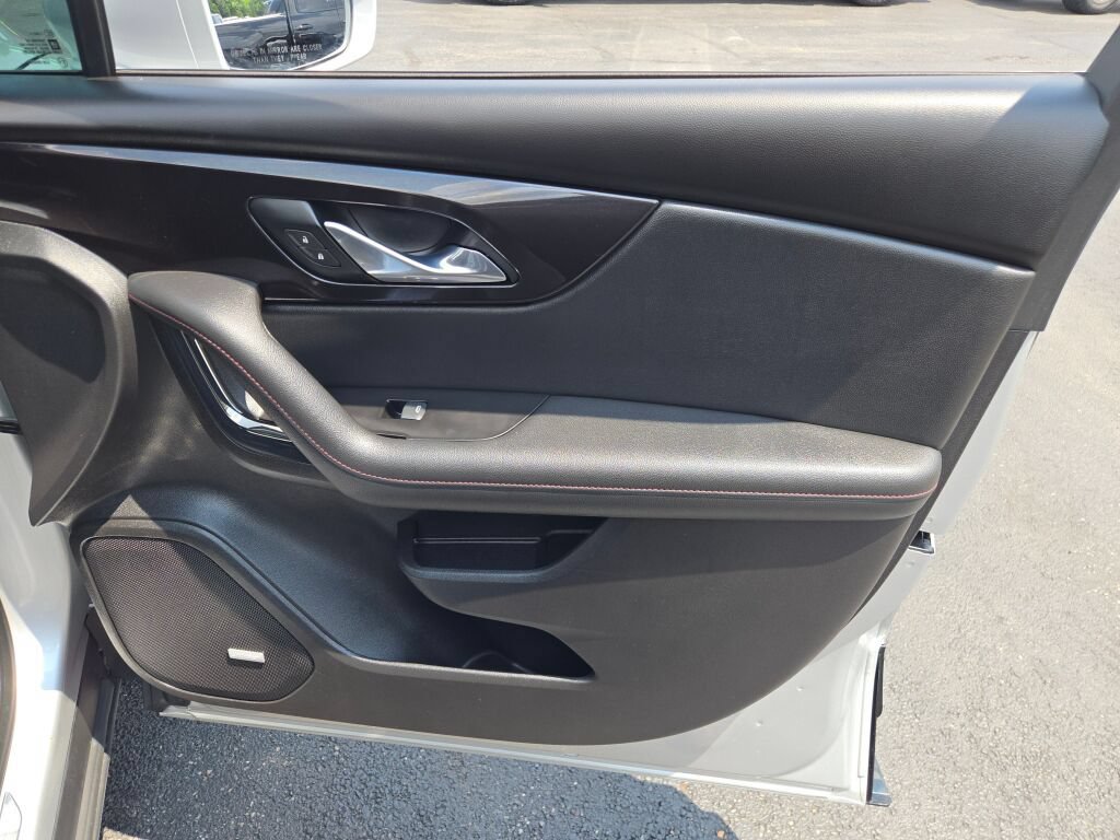 Certified 2020 Chevrolet Blazer RS FWD image 5