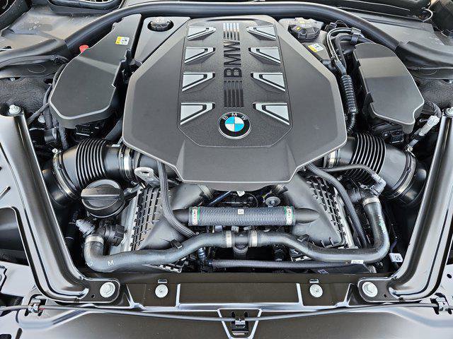 New 2025 BMW 760i xDrive w/ Executive Package image 33