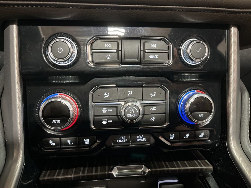 Certified 2024 GMC Yukon XL Denali w/ Denali Reserve Package image 31