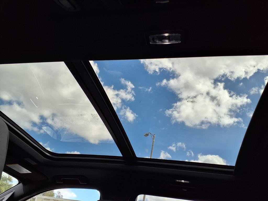 New 2026 Chevrolet Suburban Z71 w/ Comfort Package image 16