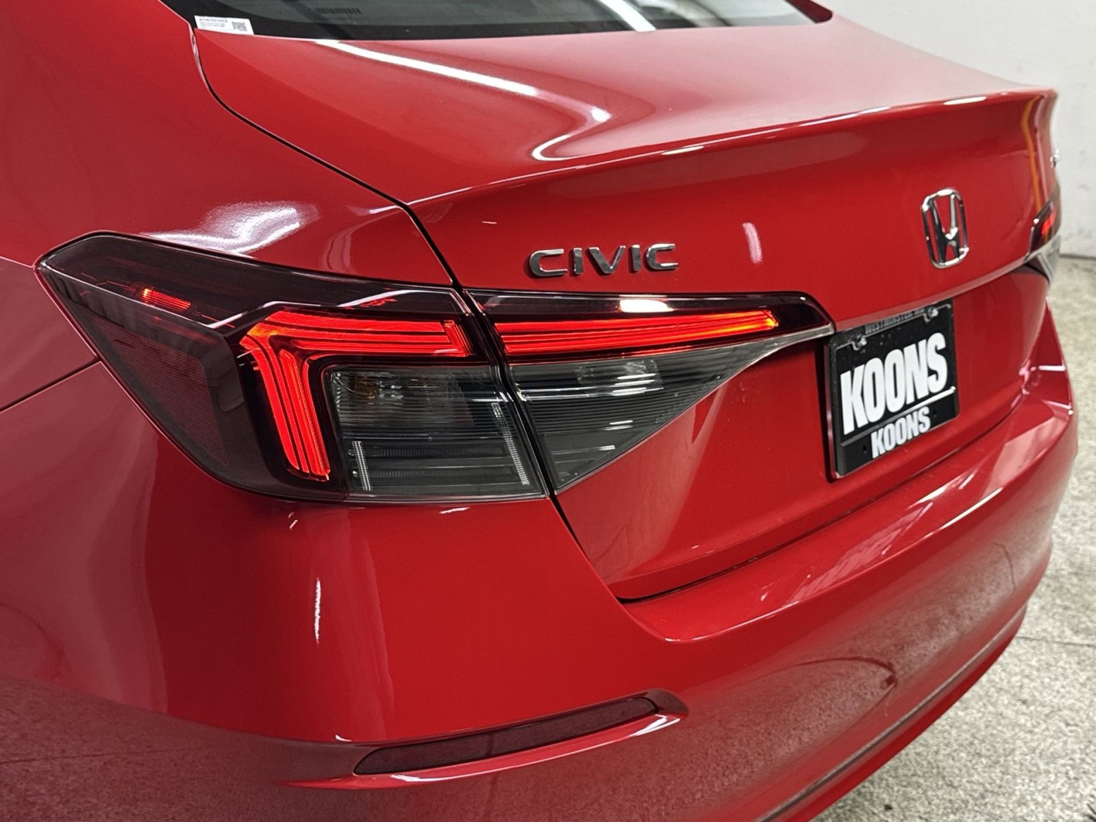 Used 2025 Honda Civic Sport image 30