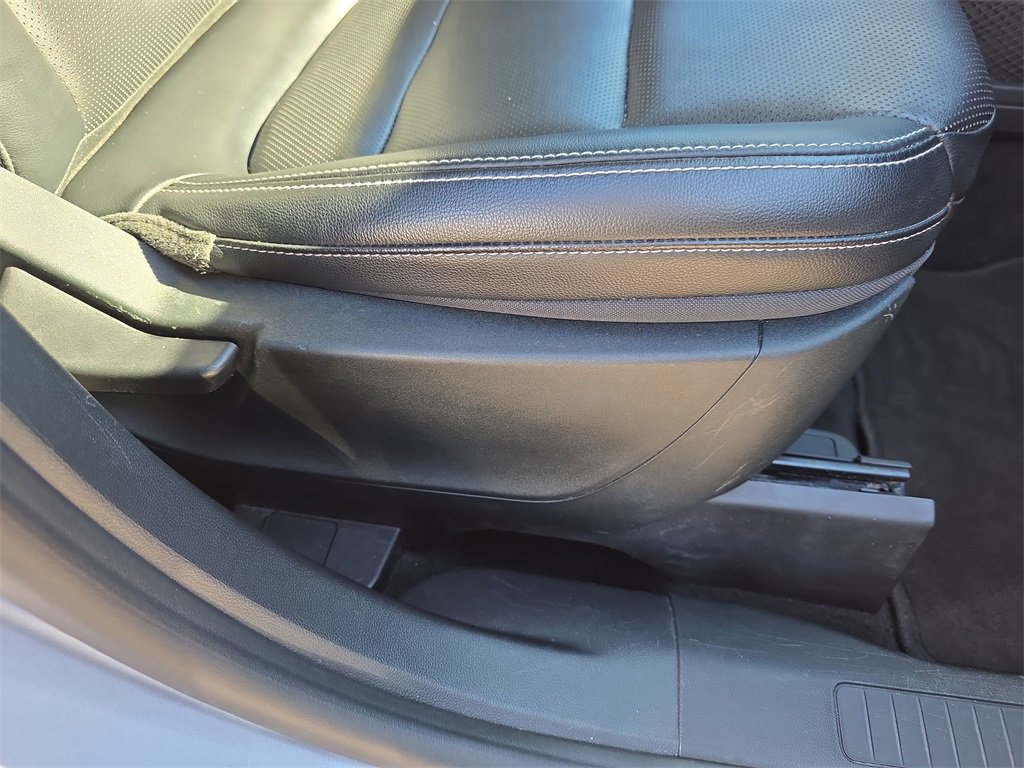 Used 2022 Ford Escape SEL image 37