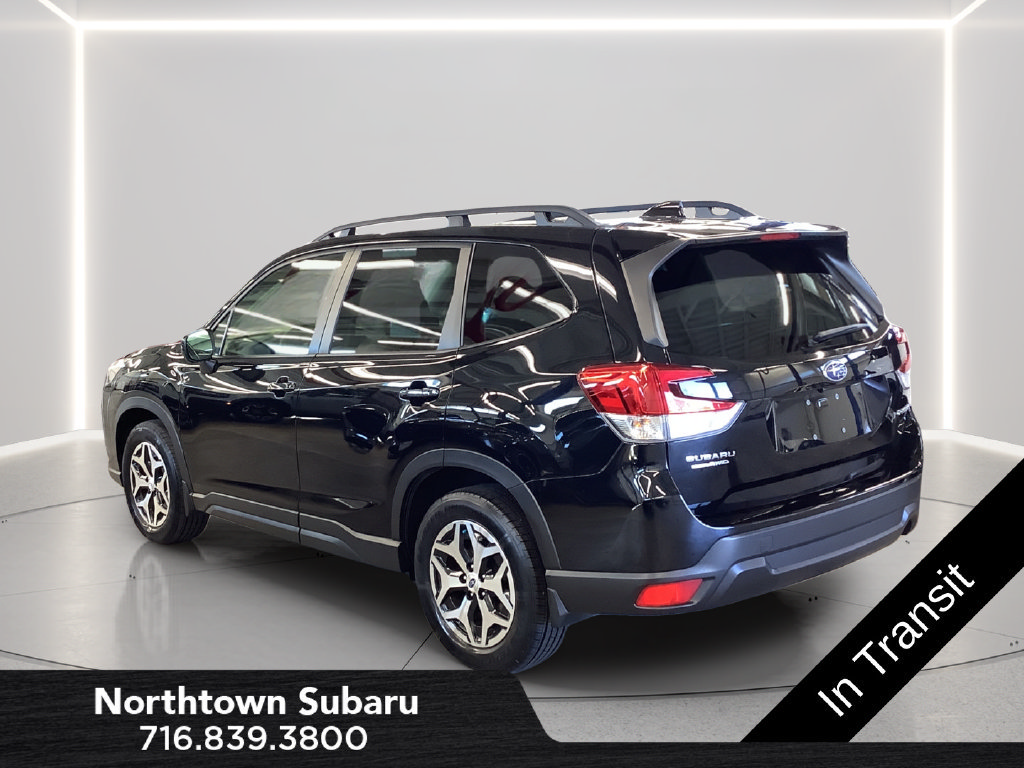 Certified 2023 Subaru Forester Premium AWD/4WD image 3