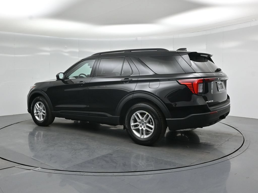 New 2026 Ford Explorer Active RWD image 6