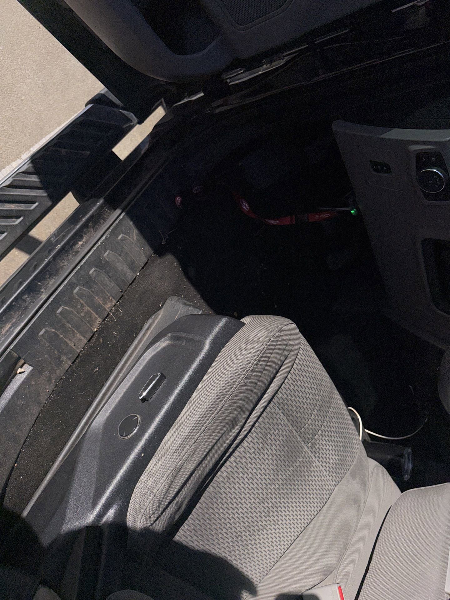 Used 2015 Ford F150 XLT w/ Equipment Group 301A Mid image 34