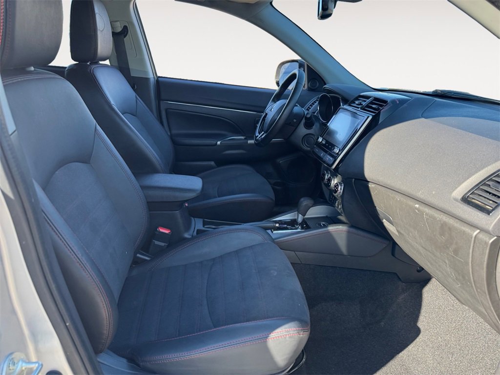 Used 2024 Mitsubishi Outlander Sport SE image 15