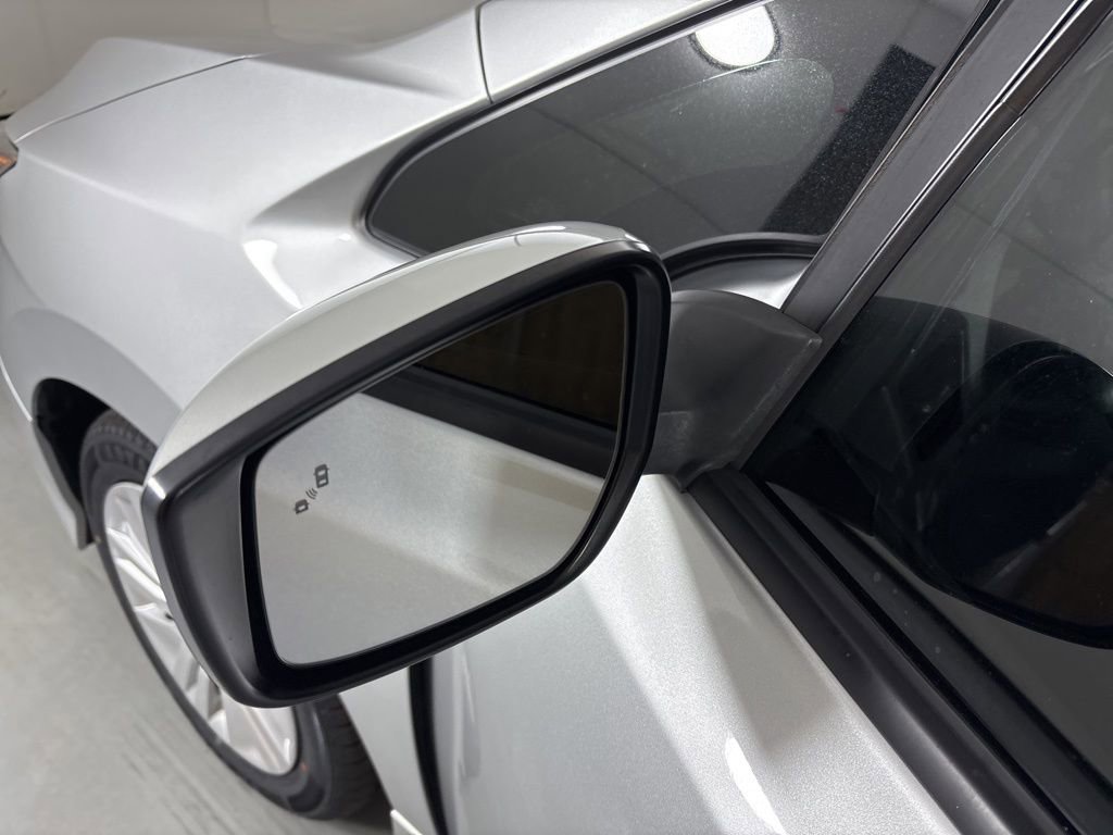 Used 2022 Nissan Leaf S image 13