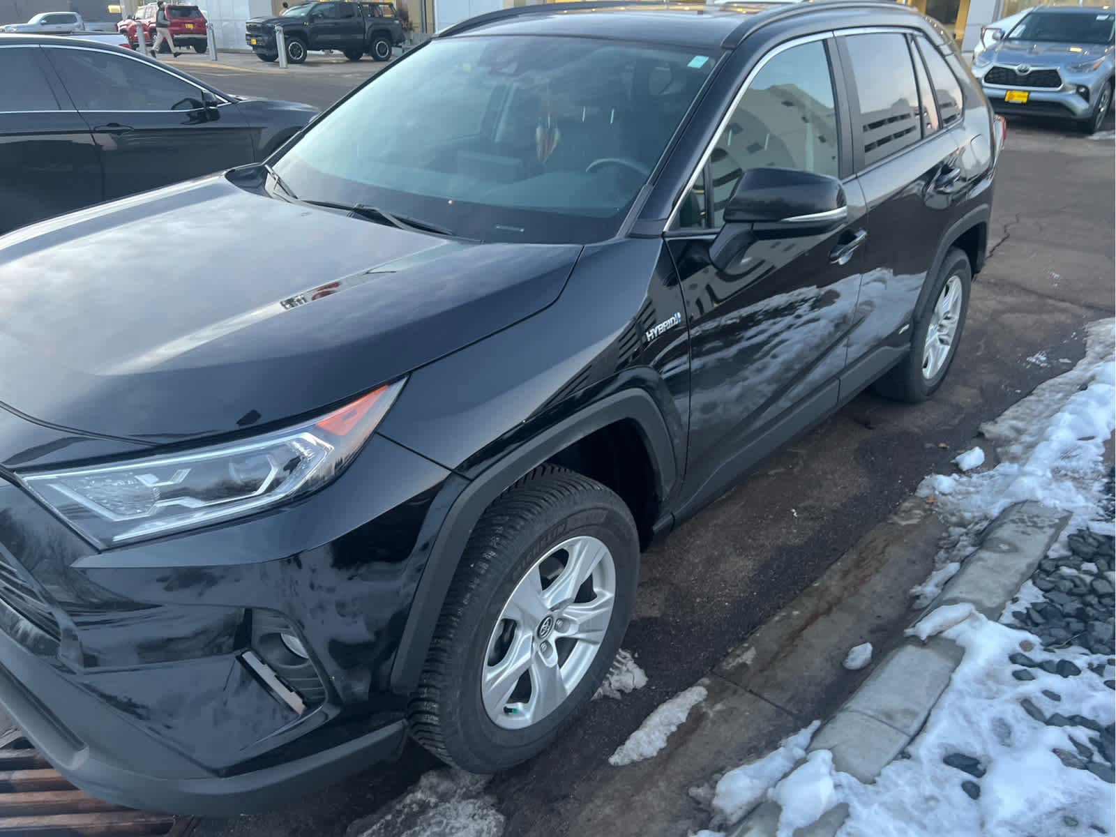 Certified 2020 Toyota RAV4 XLE image 3