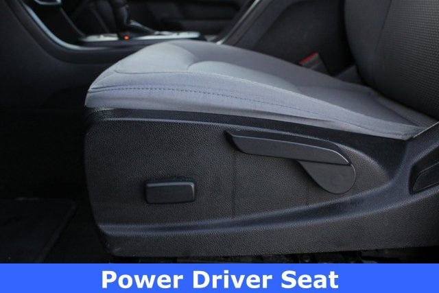 Used 2019 Chevrolet Colorado W/T w/ WT Convenience Package image 3