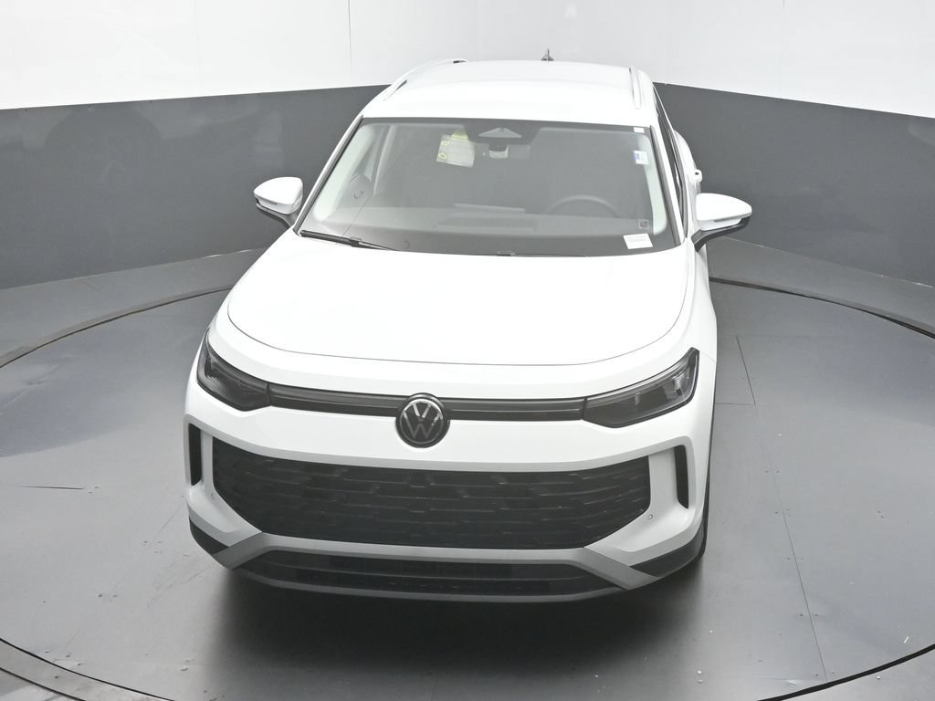 New 2026 Volkswagen Tiguan SE FWD image 41