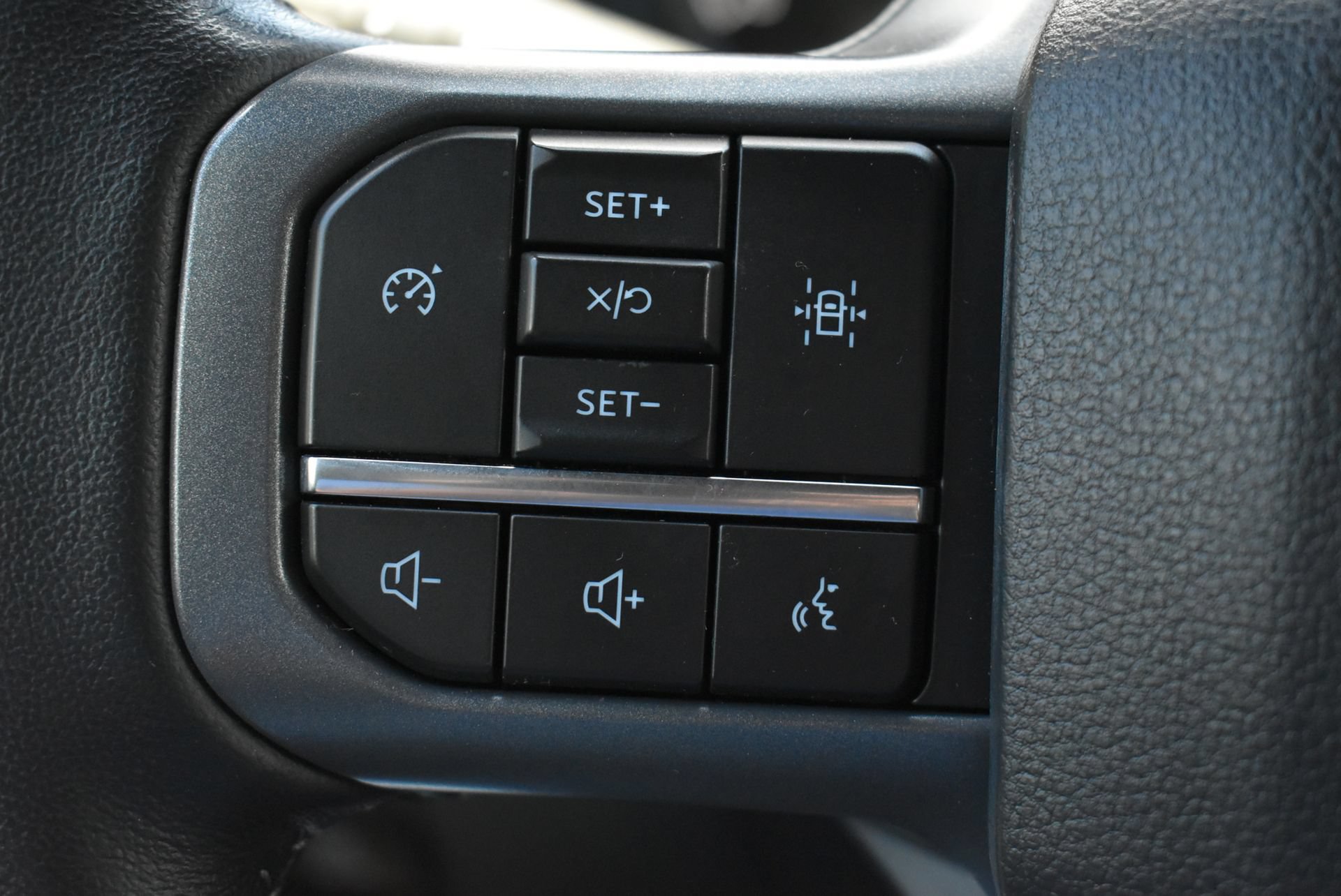 Used 2022 Ford F150 XLT w/ Equipment Group 302A High AWD/4WD image 19