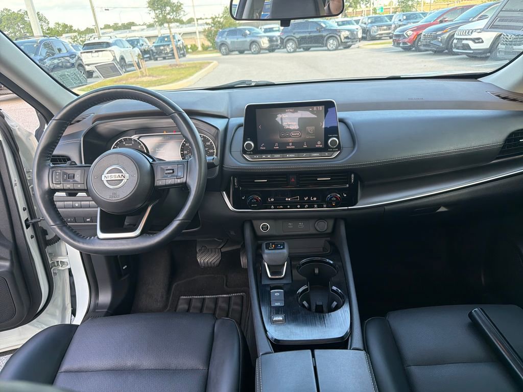 Used 2021 Nissan Rogue SV w/ Premium Package FWD image 26