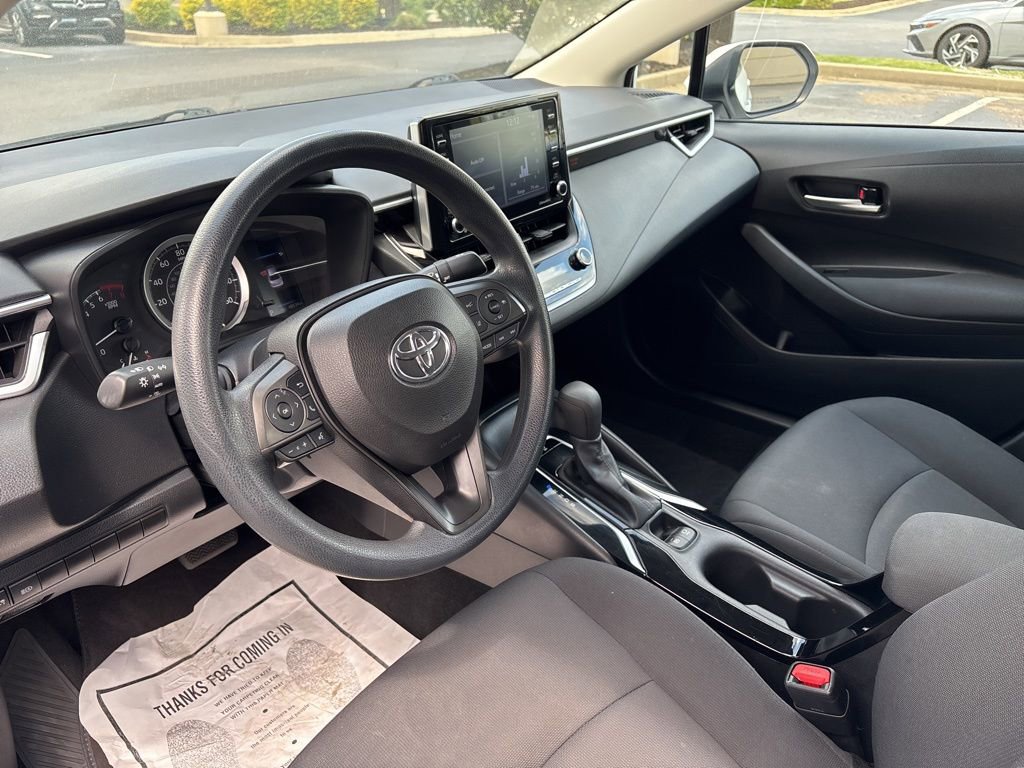 Used 2021 Toyota Corolla LE FWD image 10