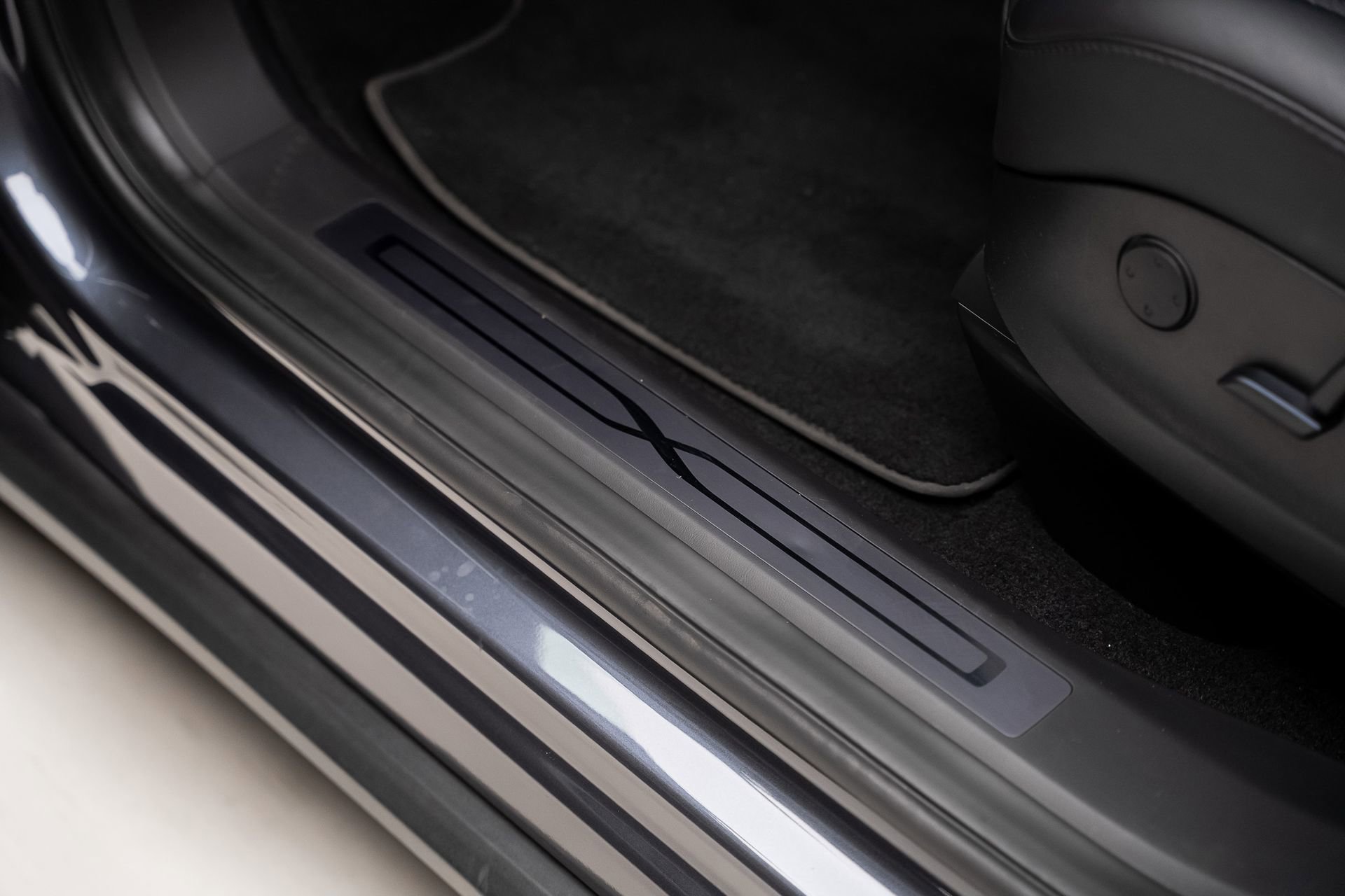 Used 2018 Tesla Model X 75D AWD/4WD image 52