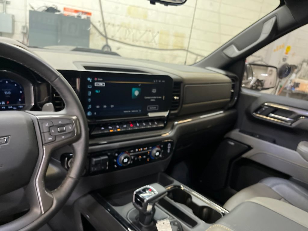 Used 2025 Chevrolet Silverado 1500 ZR2 w/ Technology Package AWD/4WD image 16