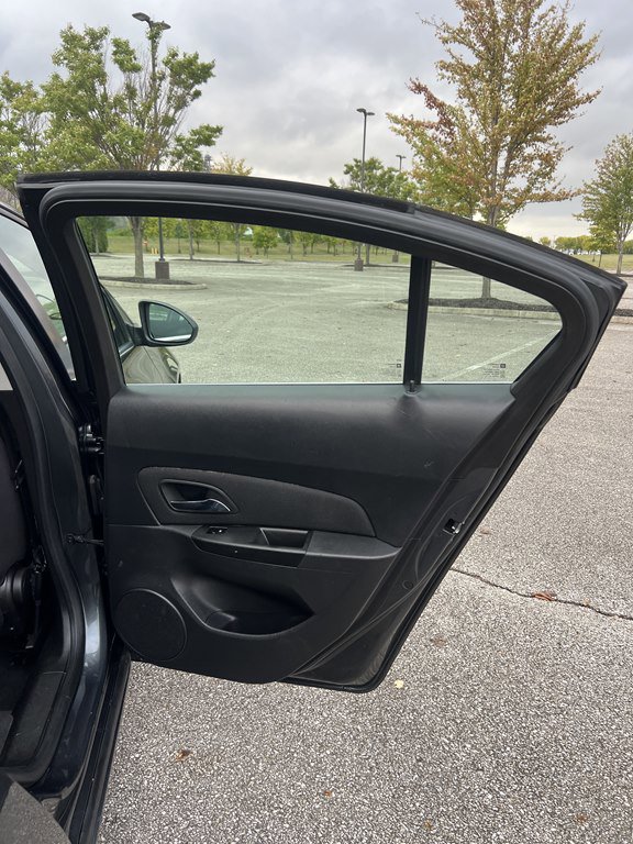 Used 2013 Chevrolet Cruze LT image 12