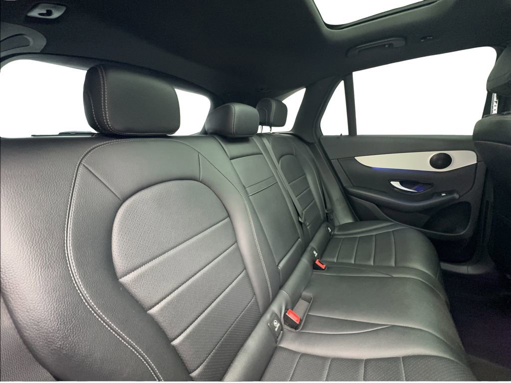 Used 2021 Mercedes-Benz GLC 300 w/ Premium Package image 26