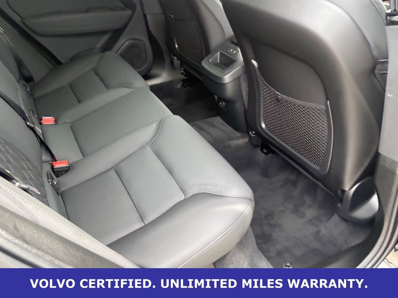 New 2026 Volvo XC60 B5 Plus w/ Protection Package Premier image 31
