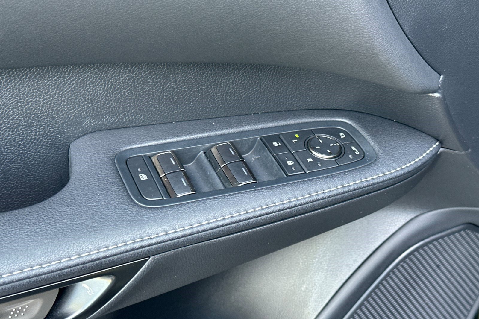 Certified 2023 Lexus RX 350 w/ Accessory Package (Z1) image 13