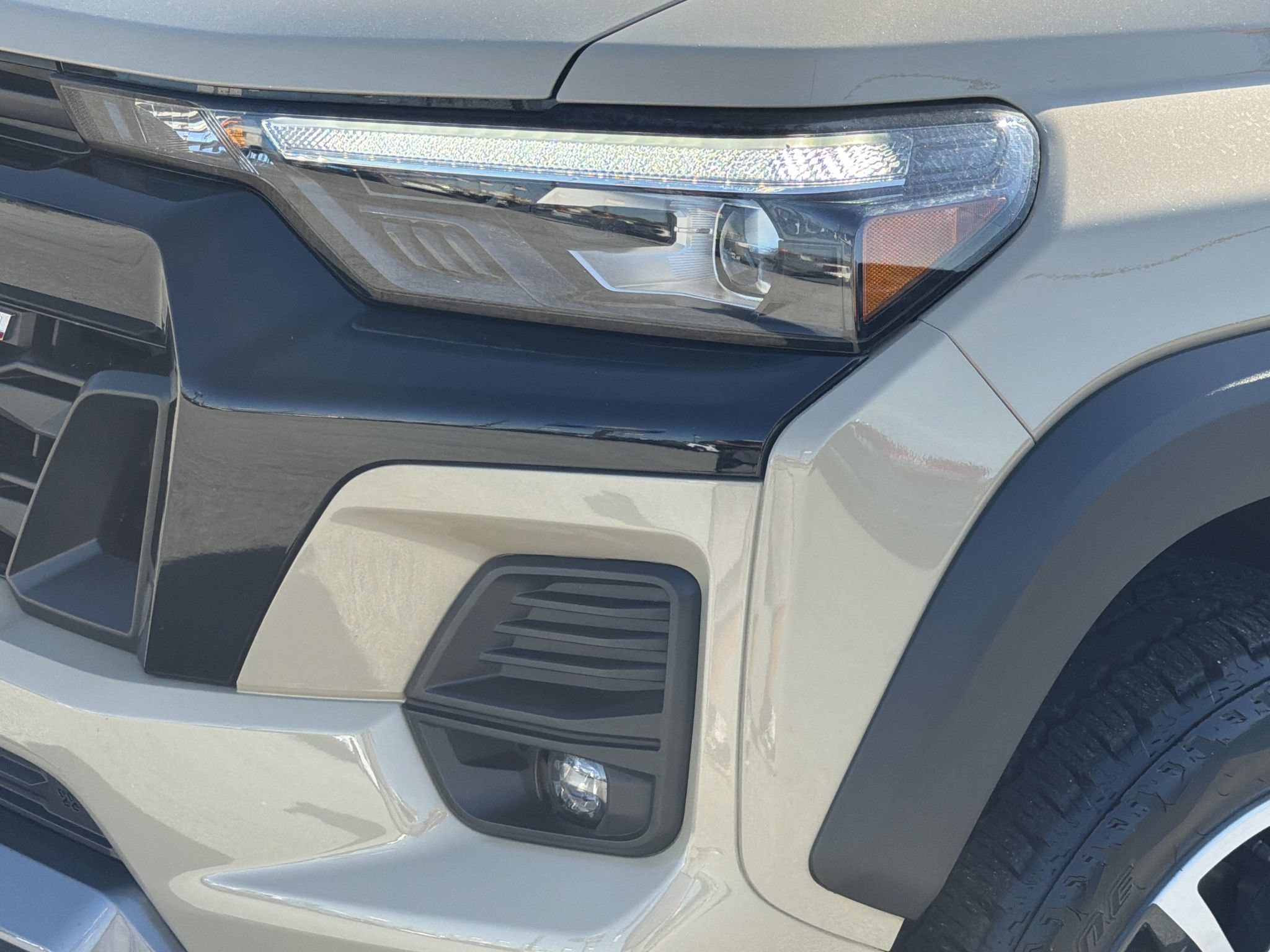 Used 2024 Chevrolet Colorado Z71 w/ Z71 Convenience Package 2 AWD/4WD image 26
