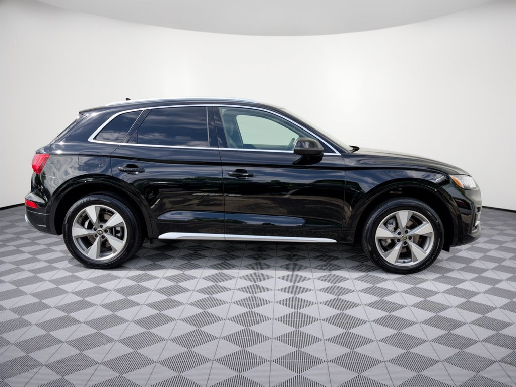 Used 2023 Audi Q5 2.0T Premium Plus w/ Premium Plus Package AWD/4WD image 8