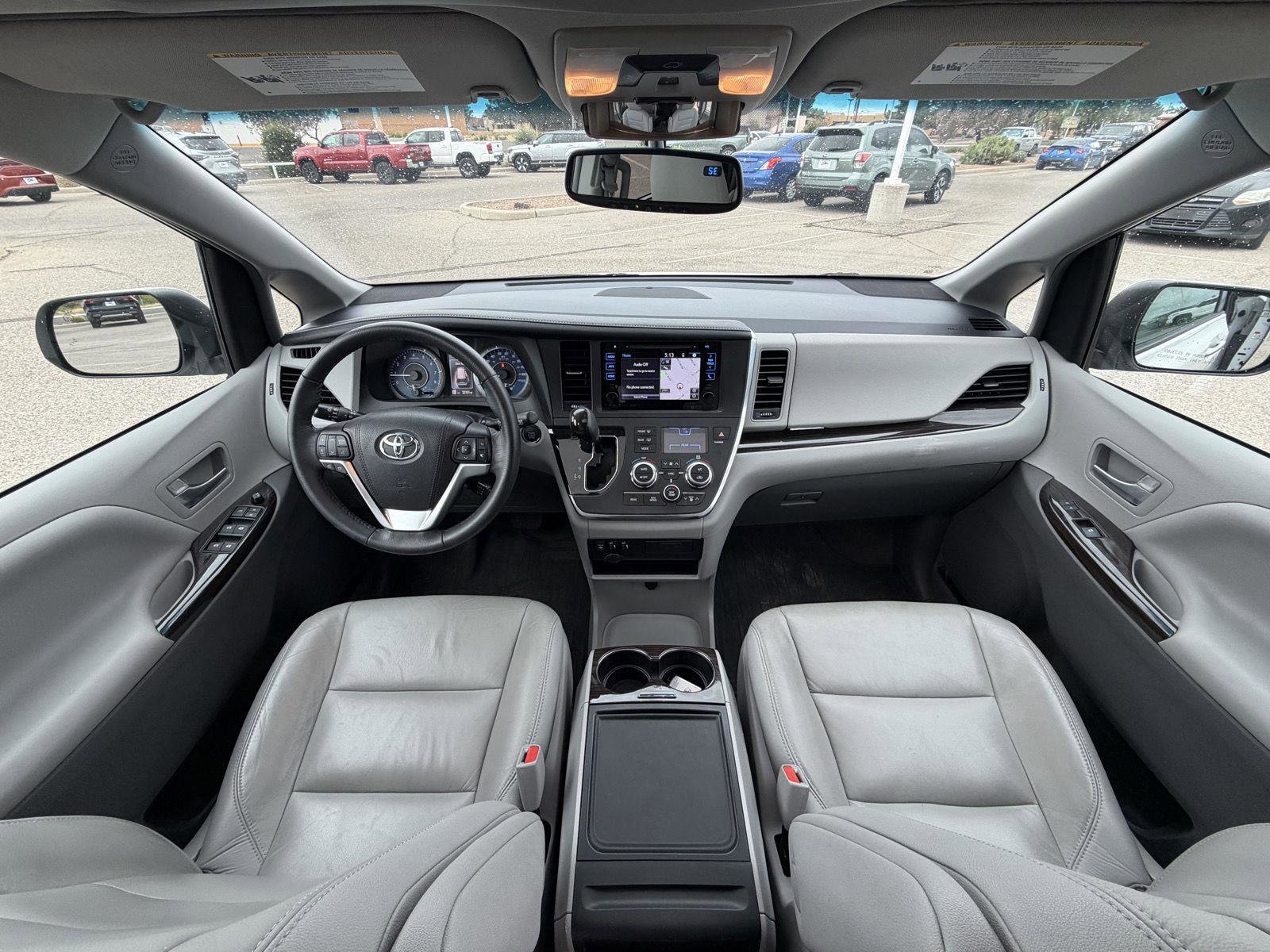 Used 2017 Toyota Sienna XLE w/ XLE Navigation Package FWD image 22