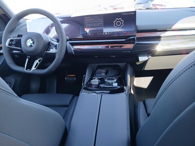 New 2026 BMW 530i RWD image 13