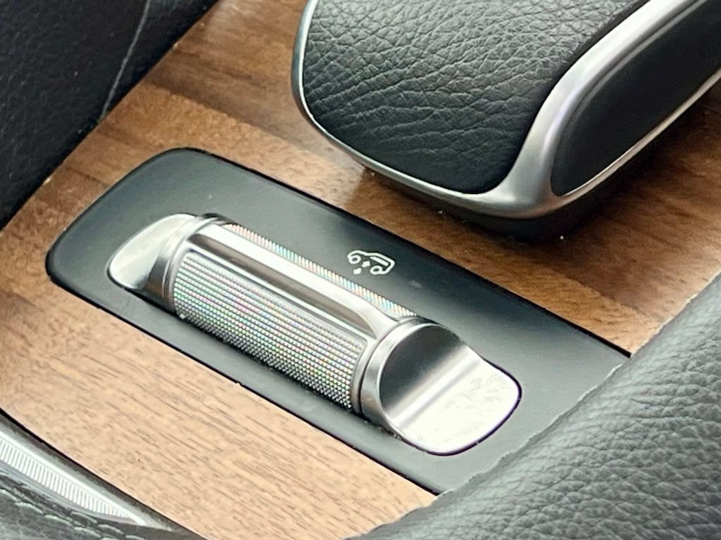 Certified 2025 Mercedes-Benz GLS 450 4MATIC image 30