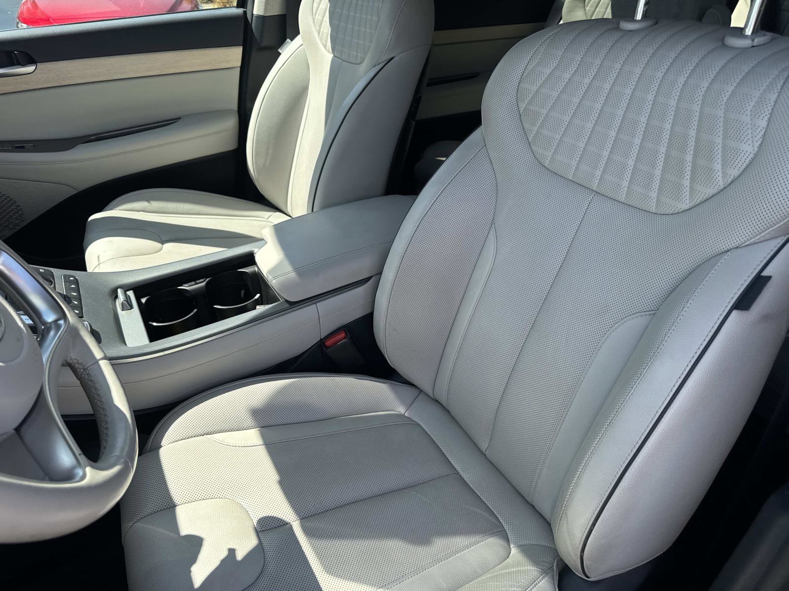 Used 2024 Hyundai Palisade Limited image 21