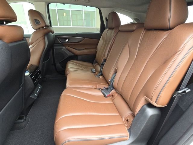 Used 2023 Acura MDX SH-AWD w/ Advance Package image 15