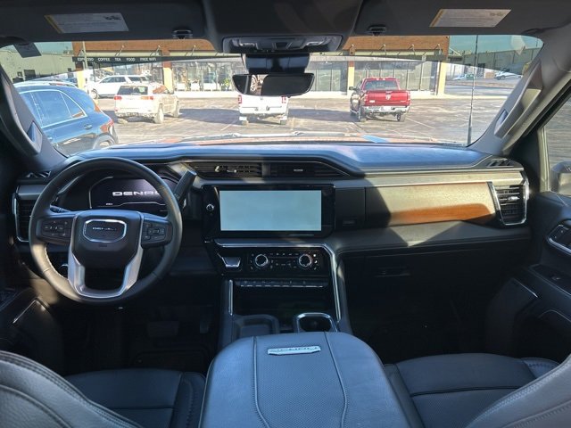 Used 2024 GMC Sierra 2500 Denali w/ Technology Package image 10