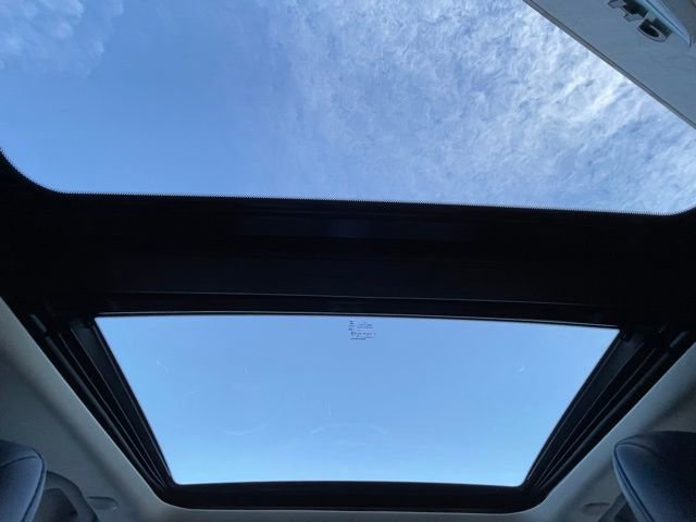 Used 2022 Jeep Cherokee Limited w/ Mopar Interior Package image 24