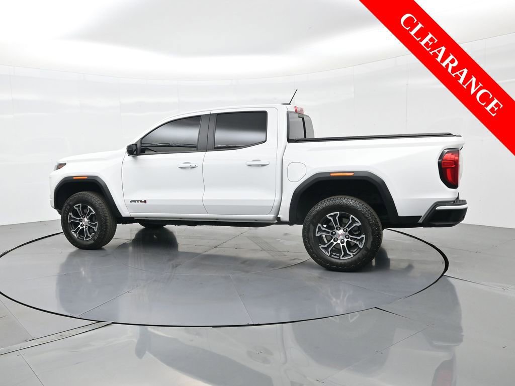 Used 2024 GMC Canyon AT4 w/ Canyon Safety Plus Package image 9