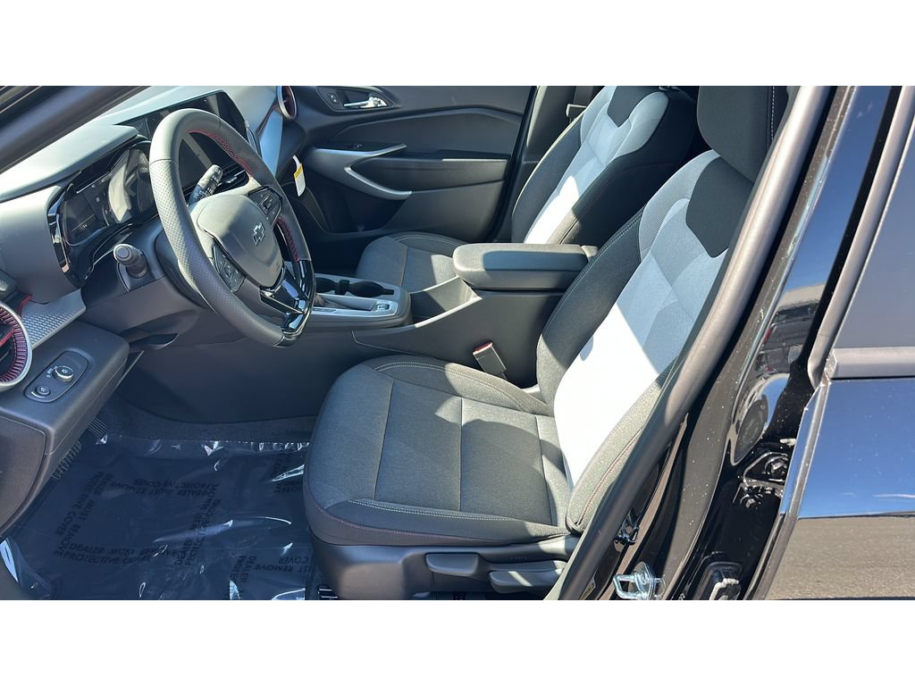 New 2026 Chevrolet Trax RS FWD image 10