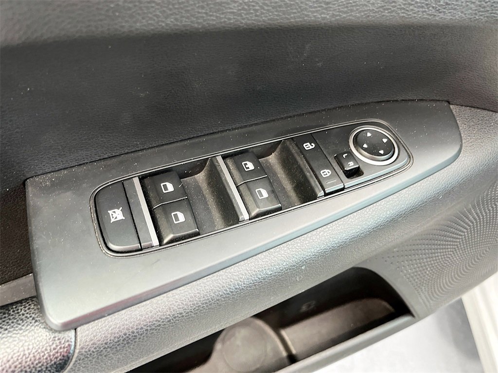 Used 2021 Kia Forte LXS image 17