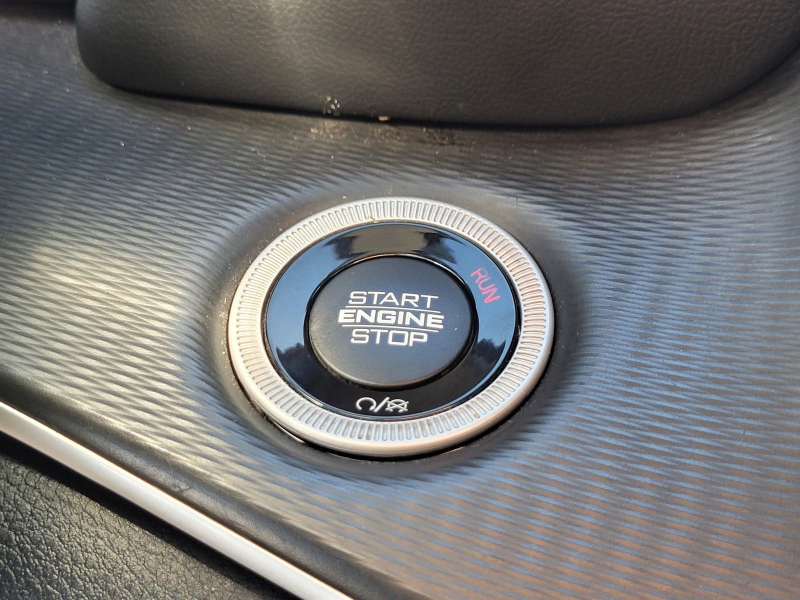 Used 2023 Jeep Grand Cherokee L Laredo image 19