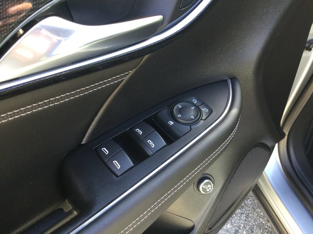 Used 2023 Buick Envision Preferred w/ Sport Touring Package AWD/4WD image 13