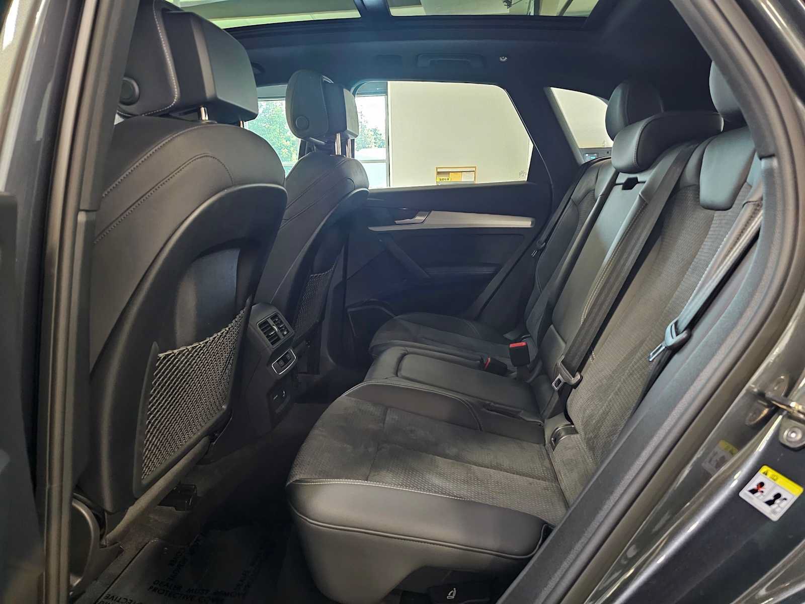 Used 2023 Audi Q5 e Premium Plus w/ Premium Plus Package AWD/4WD image 18