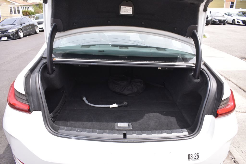 Used 2024 BMW 330e RWD image 33
