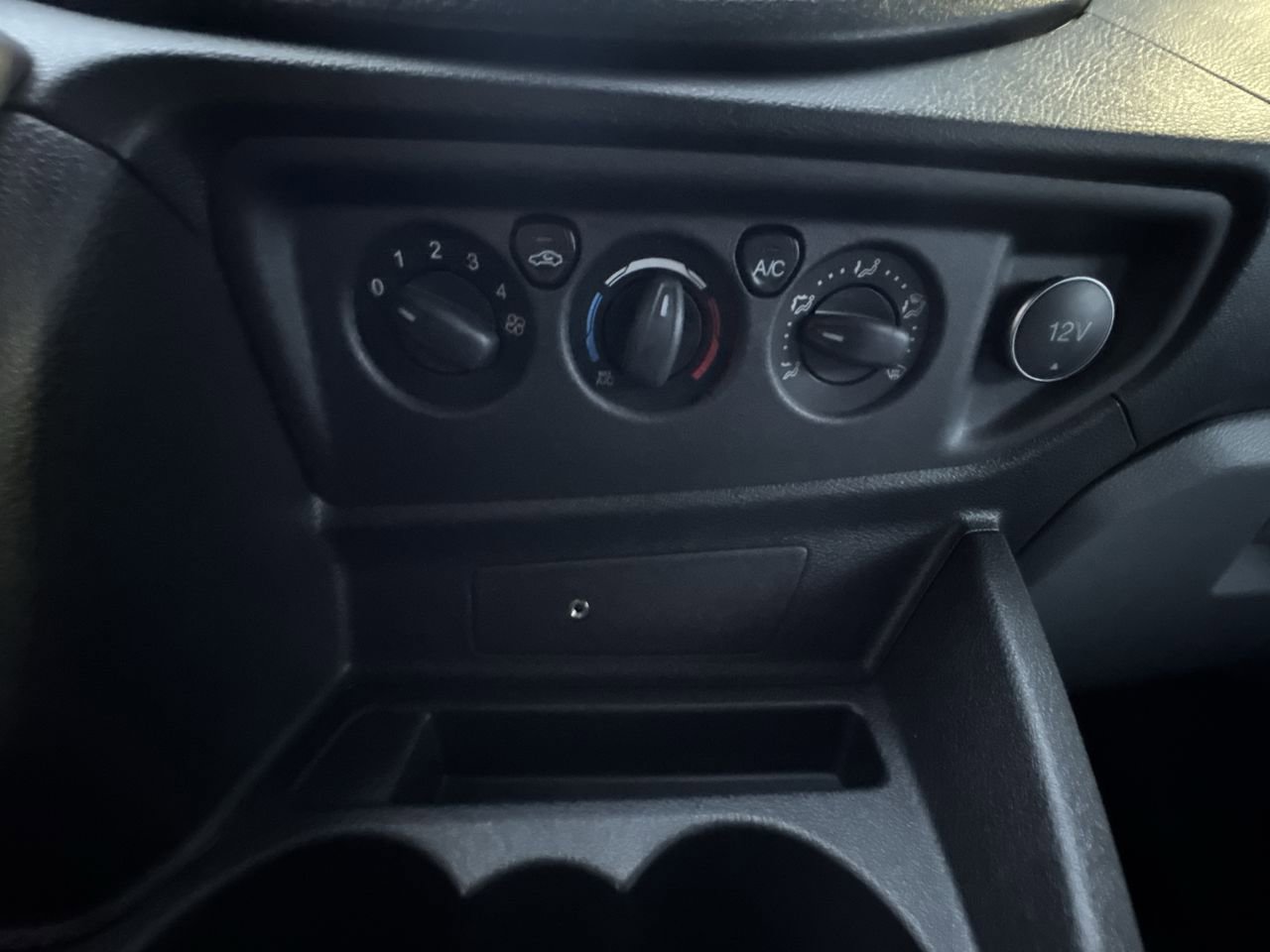 Used 2019 Ford Transit 350 XL image 21