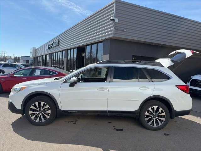 Used 2017 Subaru Outback 2.5i Limited image 6