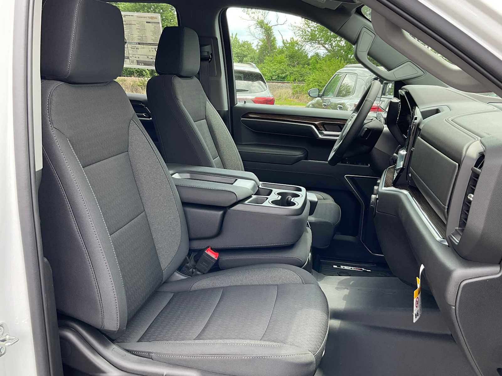 New 2025 Chevrolet Silverado 1500 LT AWD/4WD image 28