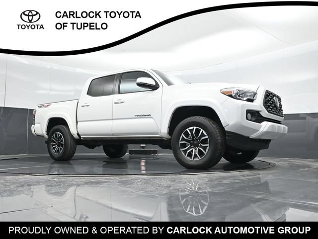 Used 2022 Toyota Tacoma TRD Sport AWD/4WD image 32